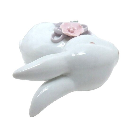 2 Porcelain White Rabbit Bunny Figurines Hand Painted Ceramic Spring Decor VTG - Picture 4 of 16